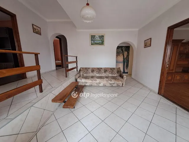 Eladó ház Tiszaörs 107 nm