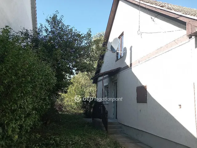 Eladó ház Tarnaörs 70 nm