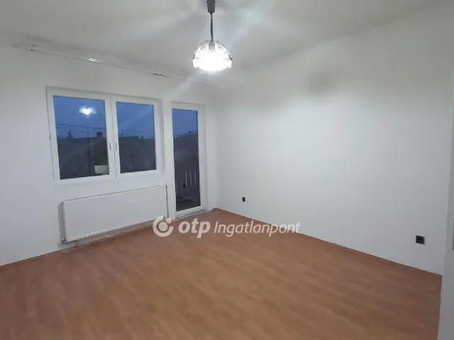 Eladó ház Boldog 208 nm
