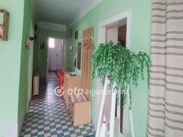 Eladó ház Jászapáti 76 nm
