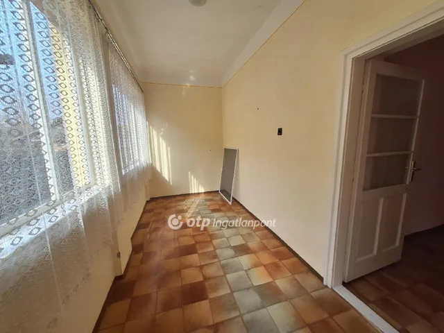 Eladó ház Karcag 73 nm