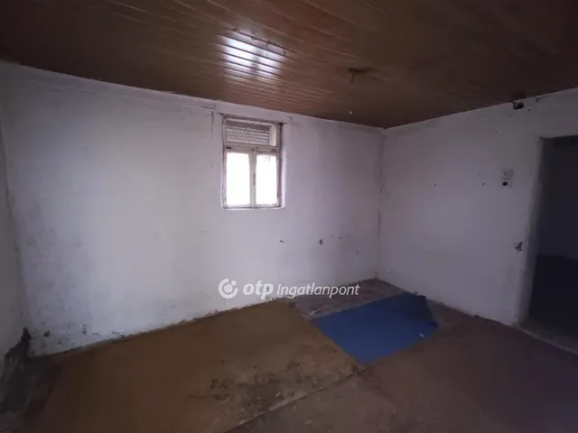 Eladó ház Szentlőrinckáta 63 nm