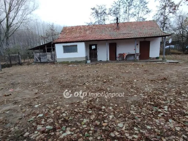 Eladó mezőgazdasági ingatlan Jászberény 75 nm