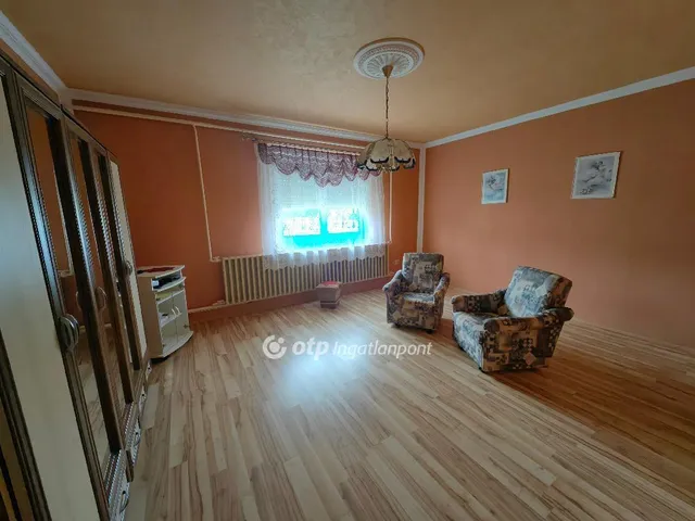 Eladó ház Túrkeve 91 nm