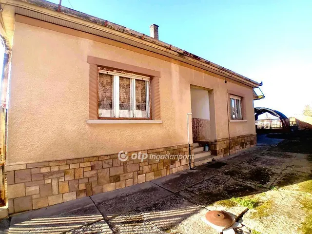Eladó ház Csány 110 nm