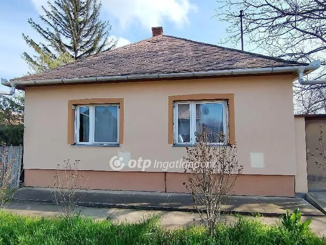Eladó ház Túrkeve 94 nm
