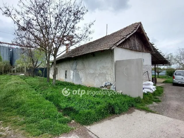 Eladó ház Kisújszállás 68 nm
