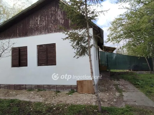 Eladó üdülő és hétvégi ház Jászárokszállás 30 nm