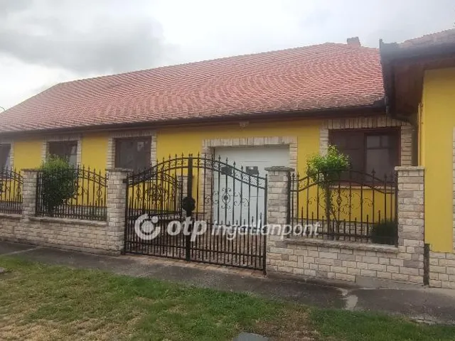 Eladó ház Jászberény 90 nm