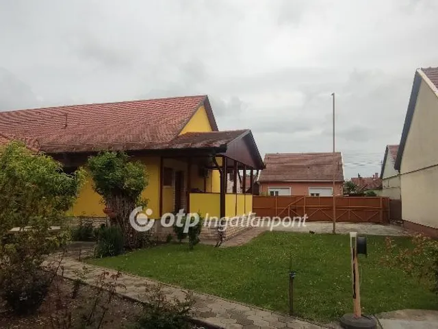 Eladó ház Jászberény 90 nm