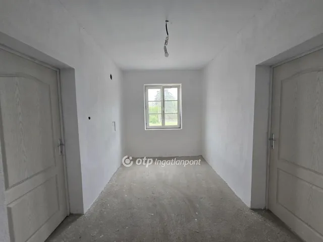 Eladó ház Kaba 83 nm