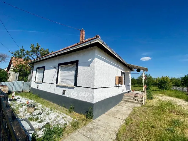Eladó ház Jászfényszaru 65 nm