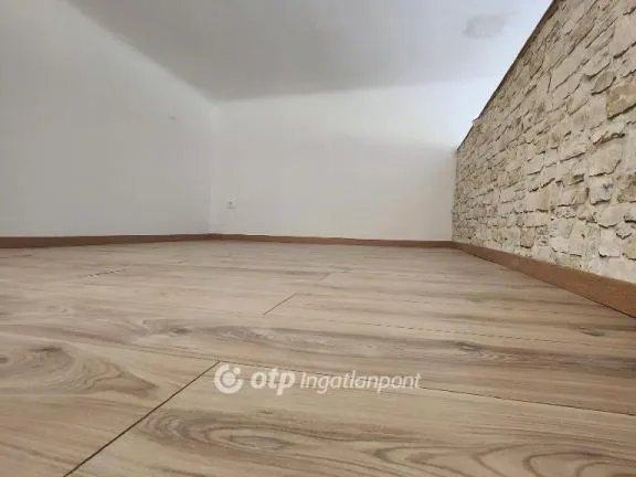 Eladó lakás Budapest XV. kerület 29 nm
