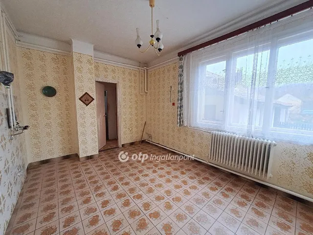 Eladó ház Kisújszállás 109 nm