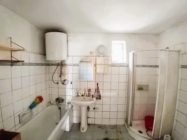 Eladó ház Lőrinci 75 nm