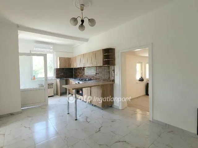 Eladó ház Jászberény 92 nm