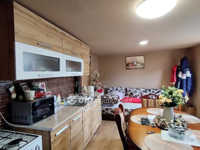 Eladó ház Túrkeve 102 nm