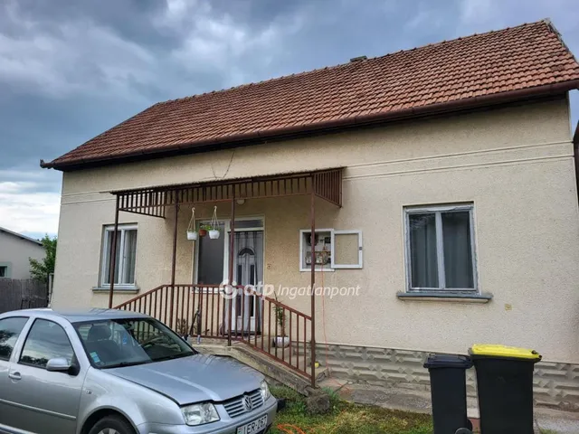 Eladó ház Jászfelsőszentgyörgy 107 nm