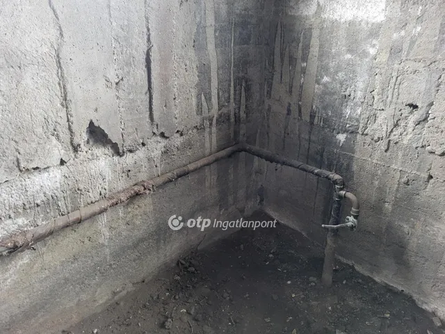 Eladó ház Jászfényszaru 200 nm