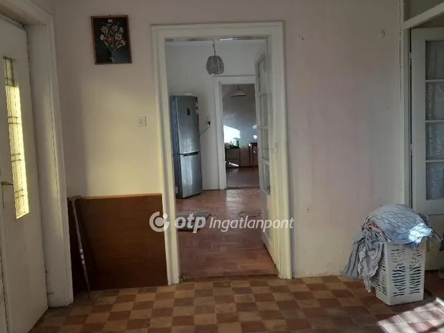 Eladó ház Jászapáti 87 nm