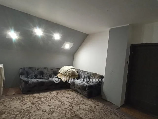 Eladó ház Jászfényszaru 112 nm