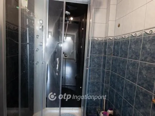 Eladó ház Hatvan 180 nm