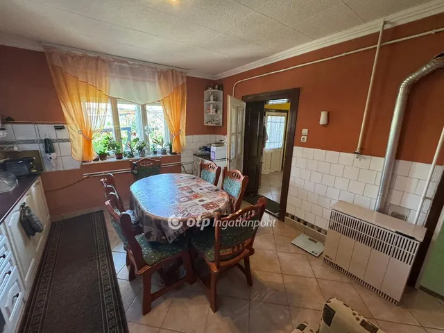 Eladó ház Pusztamonostor 78 nm