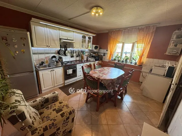 Eladó ház Pusztamonostor 78 nm