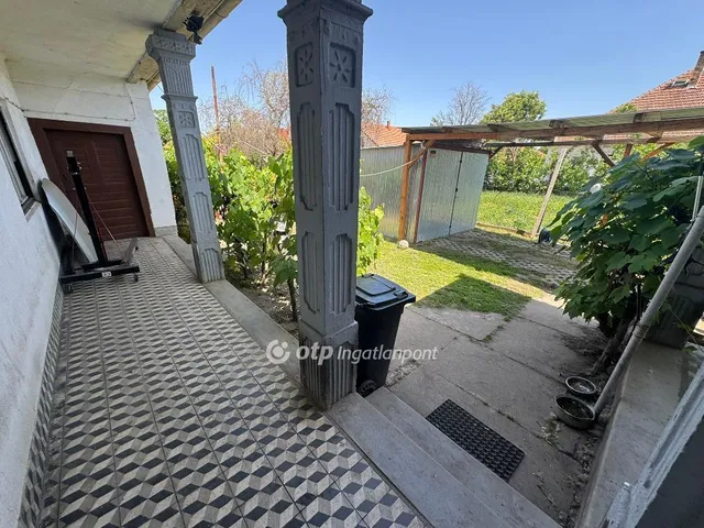 Eladó ház Pusztamonostor 78 nm