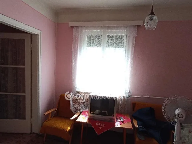 Eladó ház Jászfényszaru 83 nm