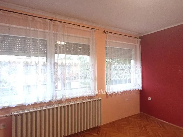 Eladó ház Jászfényszaru 120 nm