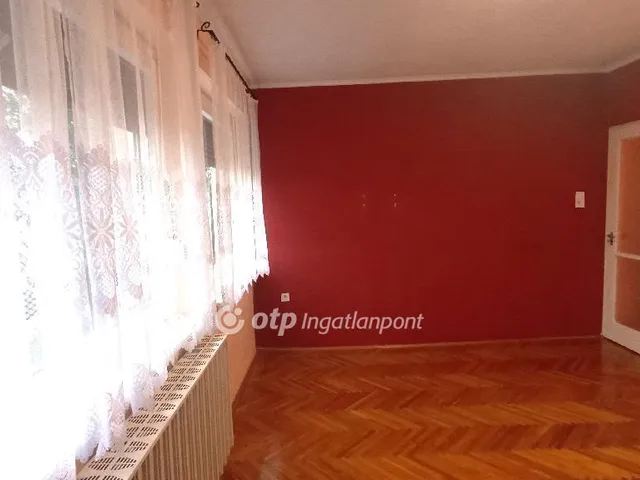Eladó ház Jászfényszaru 120 nm