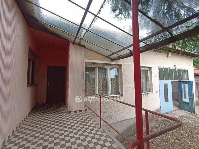 Eladó ház Jászfényszaru 120 nm