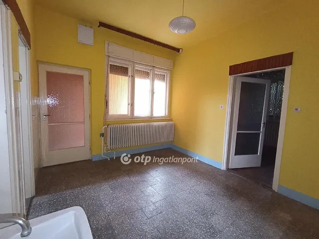 Eladó ház Jászfényszaru 120 nm