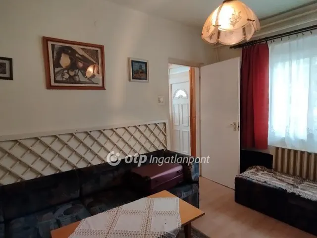 Eladó ház Jászfelsőszentgyörgy 127 nm