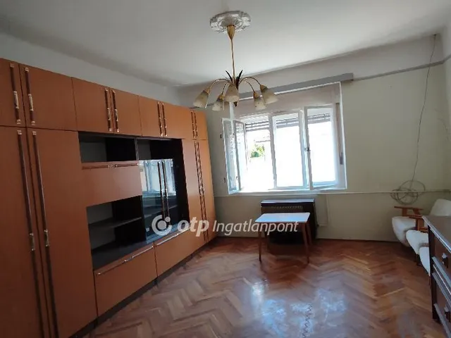 Eladó ház Jászberény 74 nm