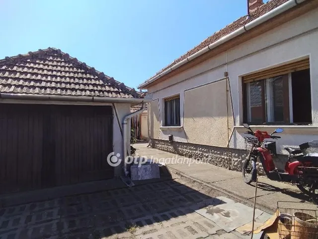 Eladó ház Jászberény 74 nm