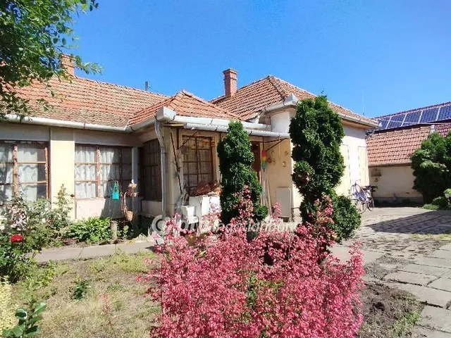 Eladó ház Jászberény 74 nm