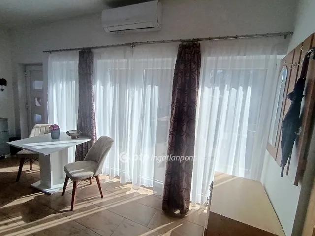 Eladó ház Kisújszállás 197 nm