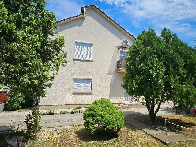 Eladó ház Jászjákóhalma 187 nm