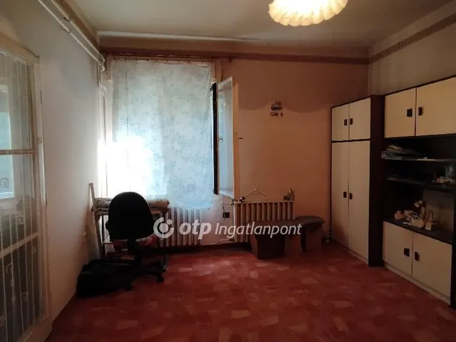 Eladó mezőgazdasági ingatlan Jászberény 74 nm