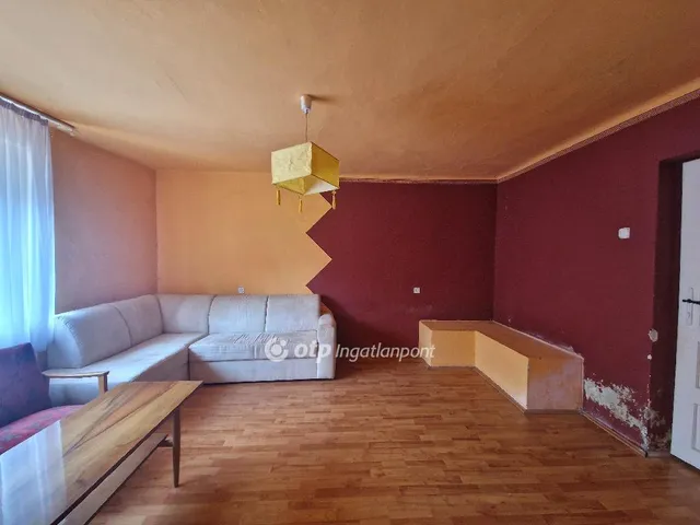 Eladó ház Karcag 84 nm