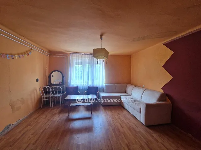Eladó ház Karcag 84 nm