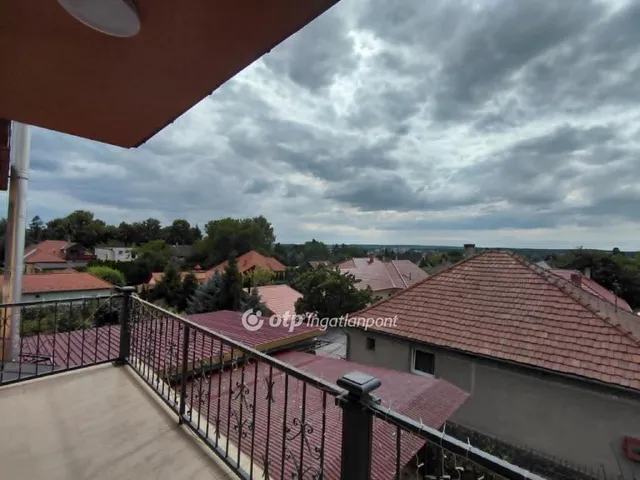 Eladó ház Gödöllő 650 nm