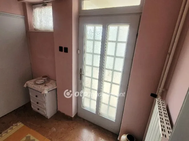Eladó lakás Jászberény 136 nm