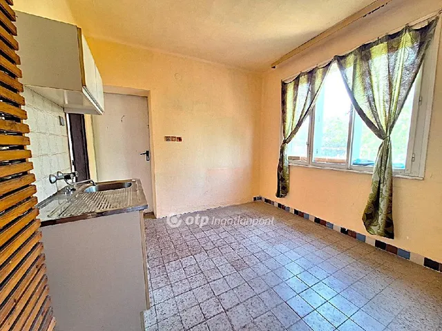 Eladó ház Füzesgyarmat 77 nm