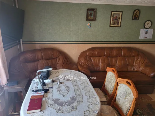 Eladó ház Pusztamonostor 203 nm