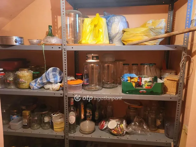 Eladó ház Pusztamonostor 203 nm