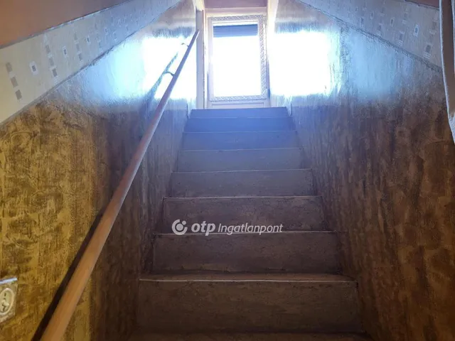 Eladó ház Pusztamonostor 203 nm