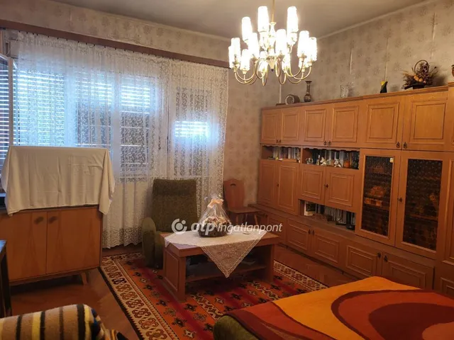 Eladó ház Pusztamonostor 203 nm